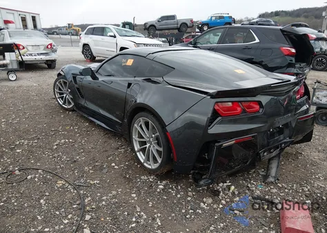 2019 Chevrolet Corvette Grand Sport z USA, uszkodzony, nr VIN 1G1YY2D73K5101062